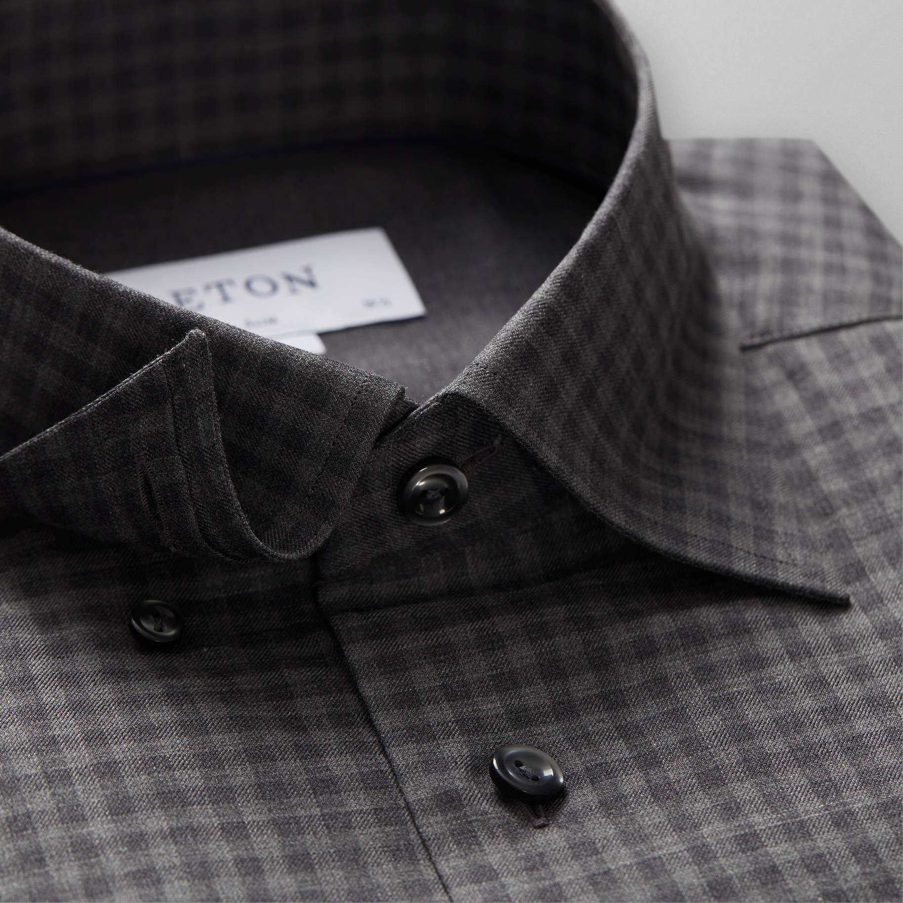 Eton Checked Fine twill with charcoal button