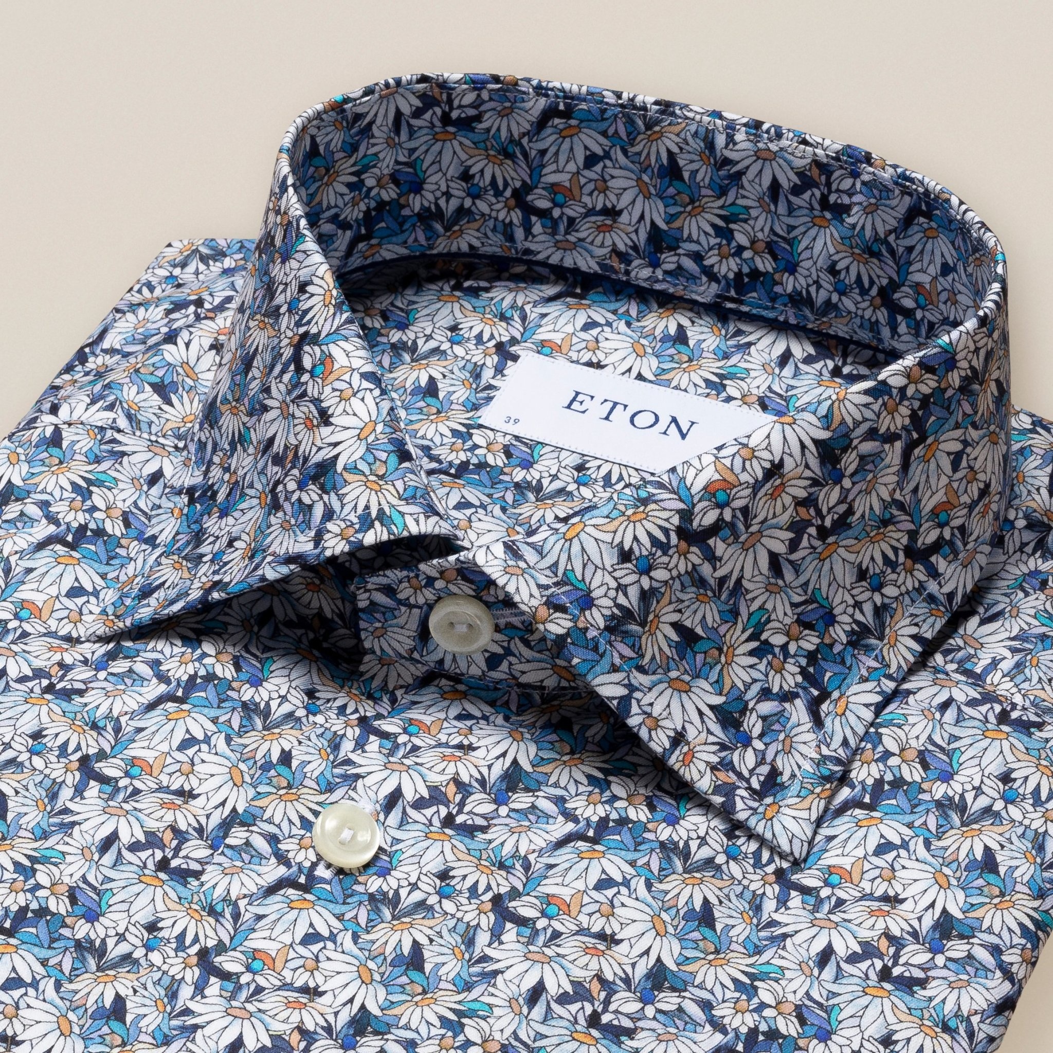 Eton Floral Daisy Print on Signature twill