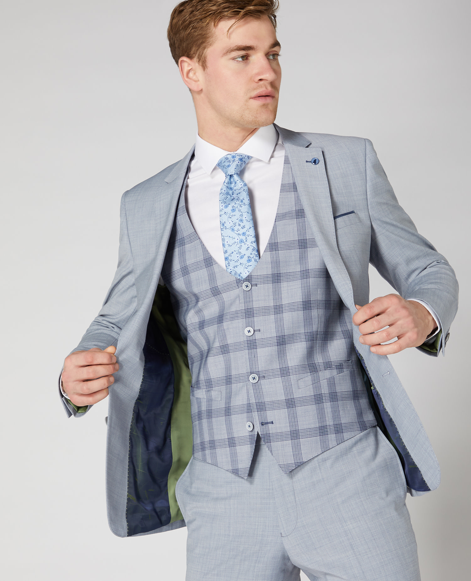 Remus Uomo Sky Blue 3 piece with check waistcoat