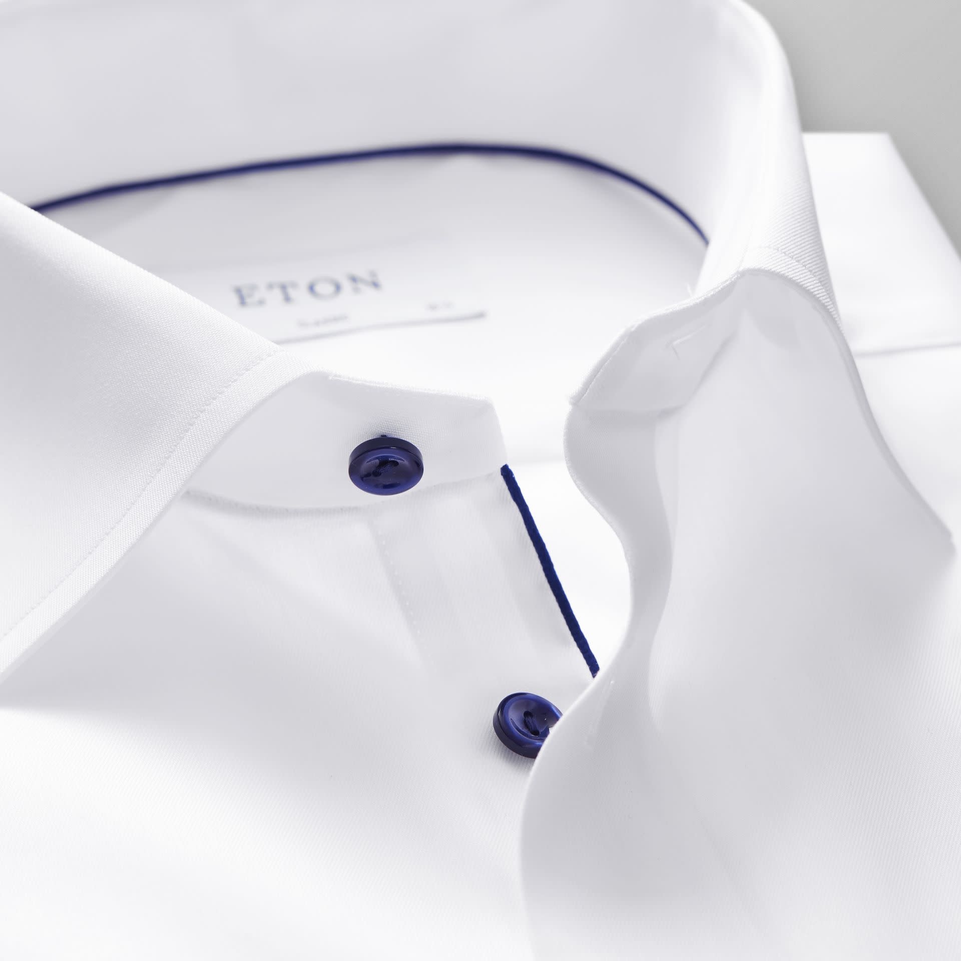 Eton Signature twill with Navy button