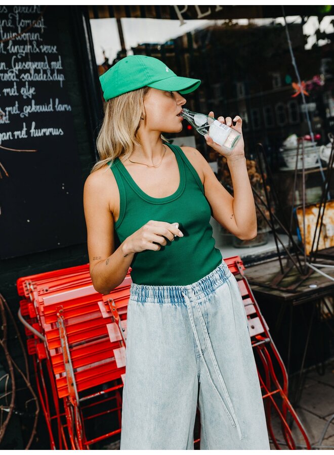 SCOOP NECK RIB SINGLET