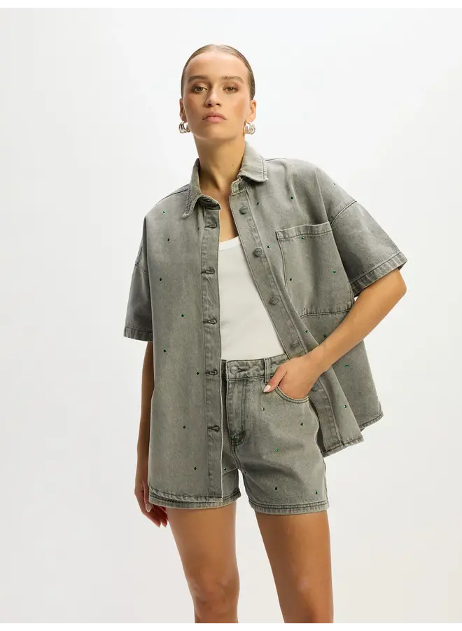 RELAXED SHORT STUDS ZAAR 2689