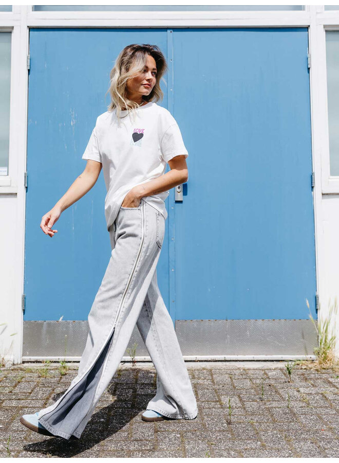 LOOSE FIT JEANS WITH ZIPPER DETAIL 6400