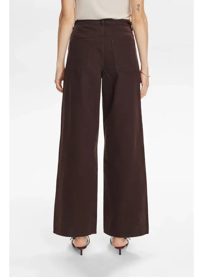 NUBROOKLYN JEANS