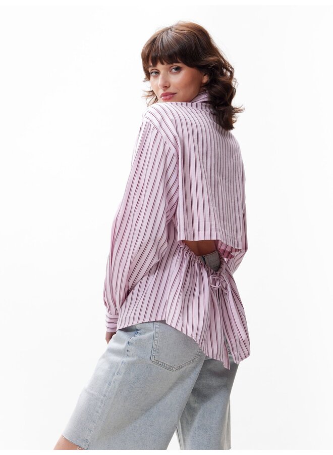 BLOUSE WITH OPEN BACK