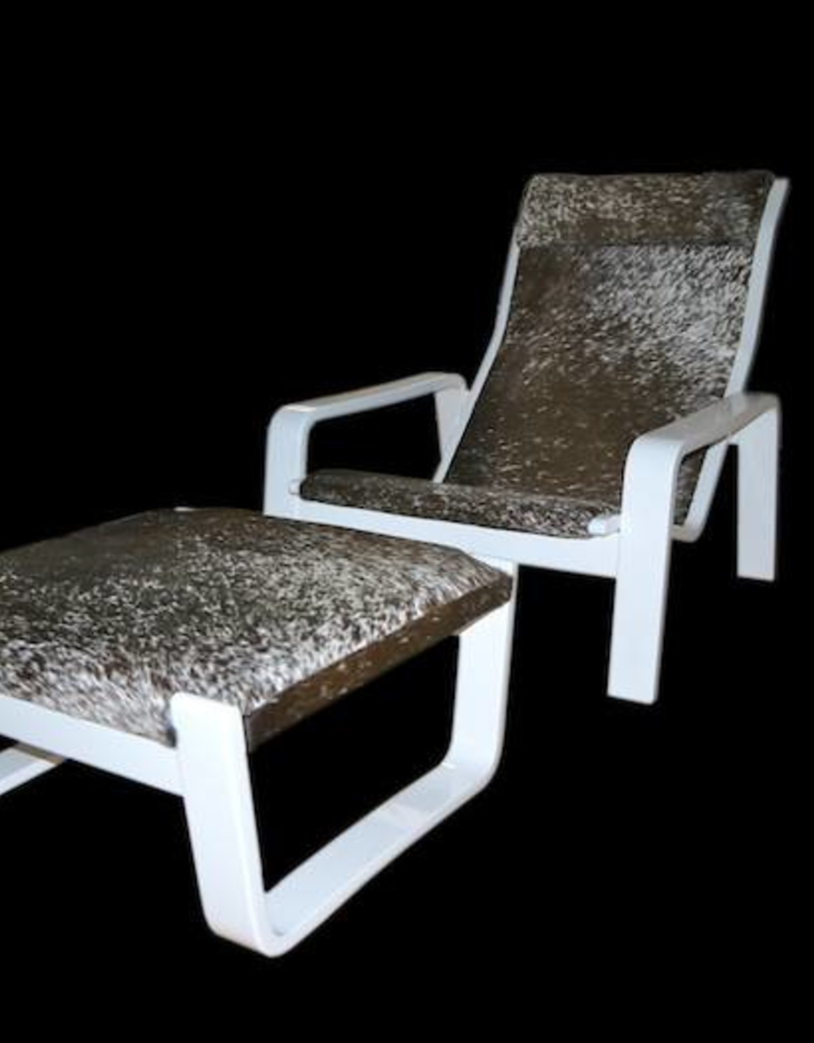 Designer Sessel mit Hocker bespannt mit echten NgunifellFinnischer Mid-Center Pulkka Sessel mit Fußhocker von Ilmari Lappalainen für Asko, 1960er, 2er Set