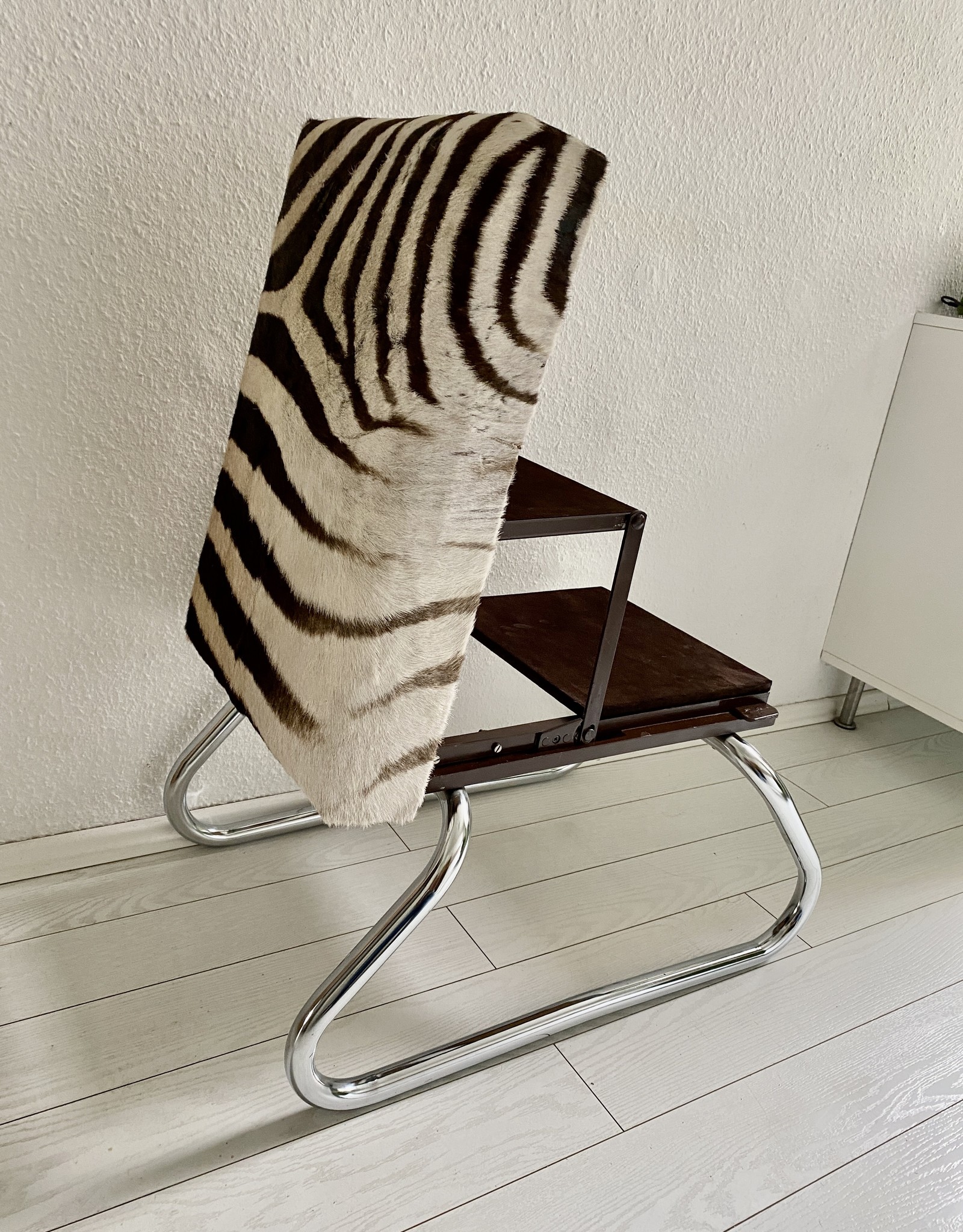 Zebra Stool SAFARI