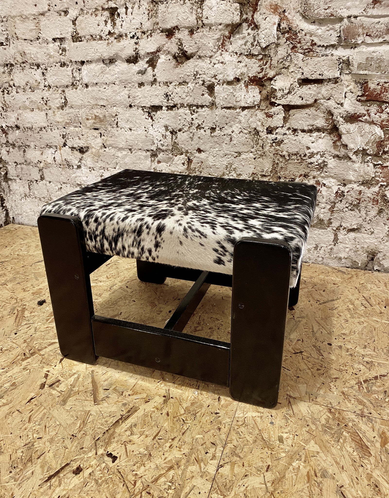 Nguni Stool Step