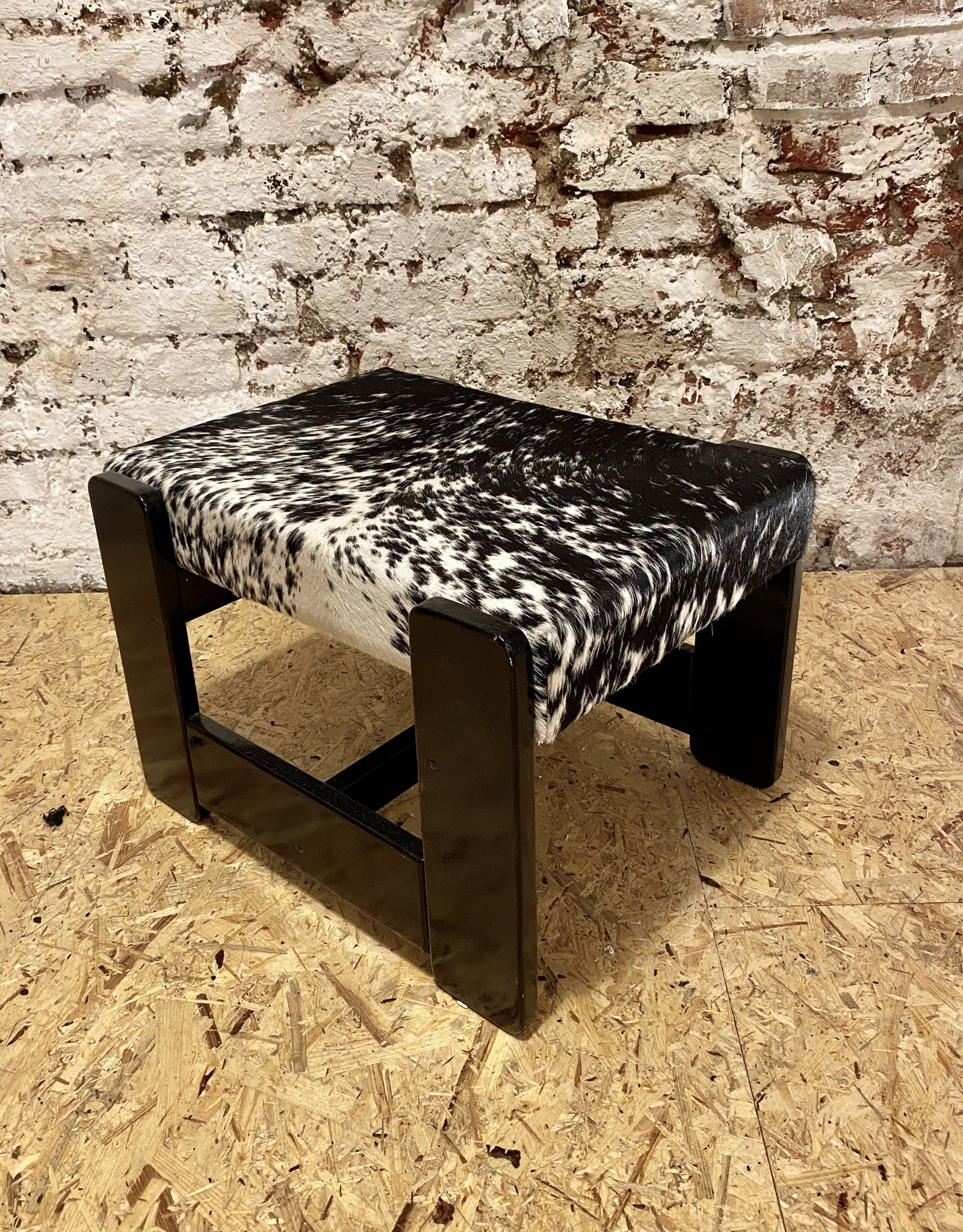 Nguni Stool Step