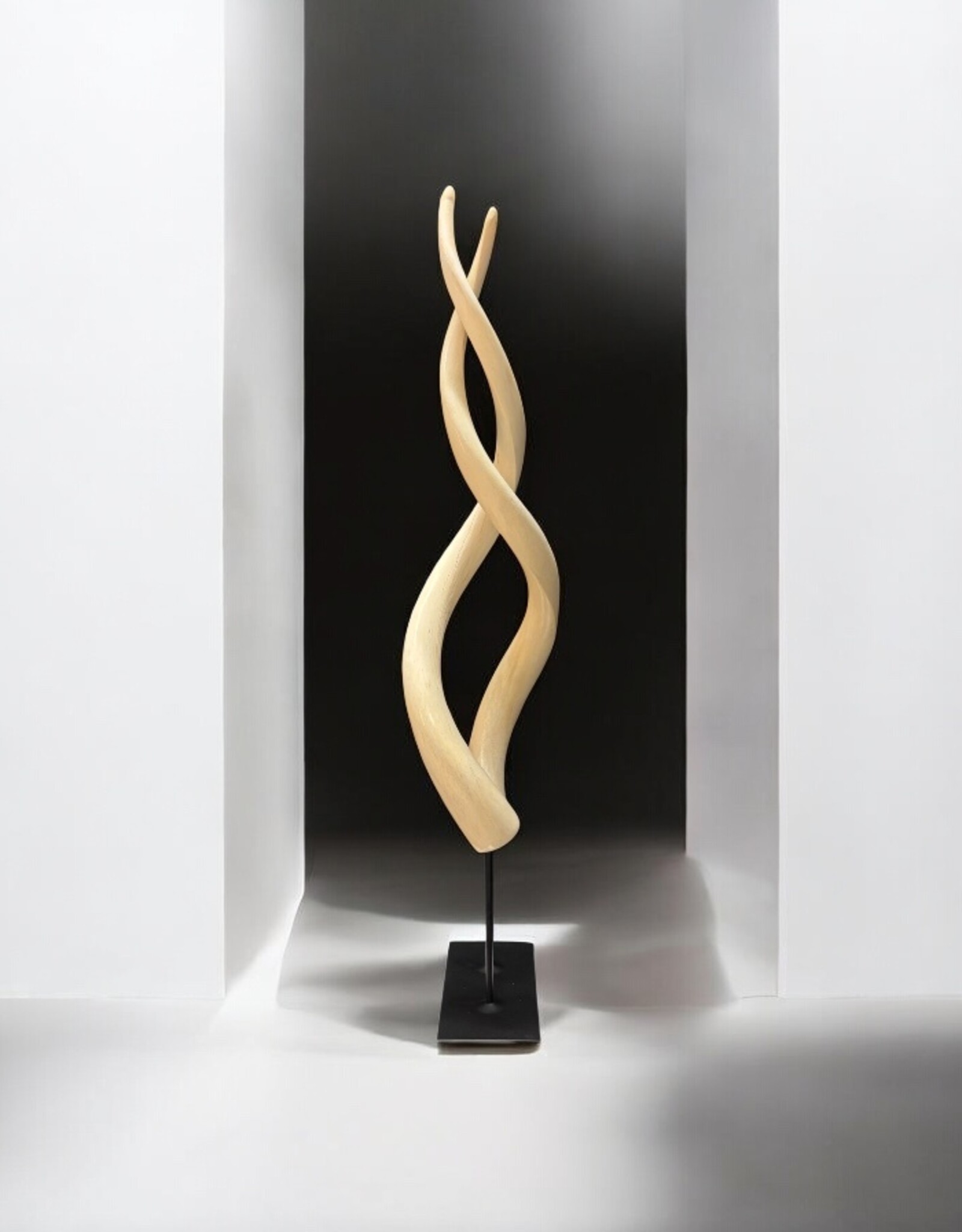Kuduhorn Skulptur  Weiß, wie Elfenbein upside