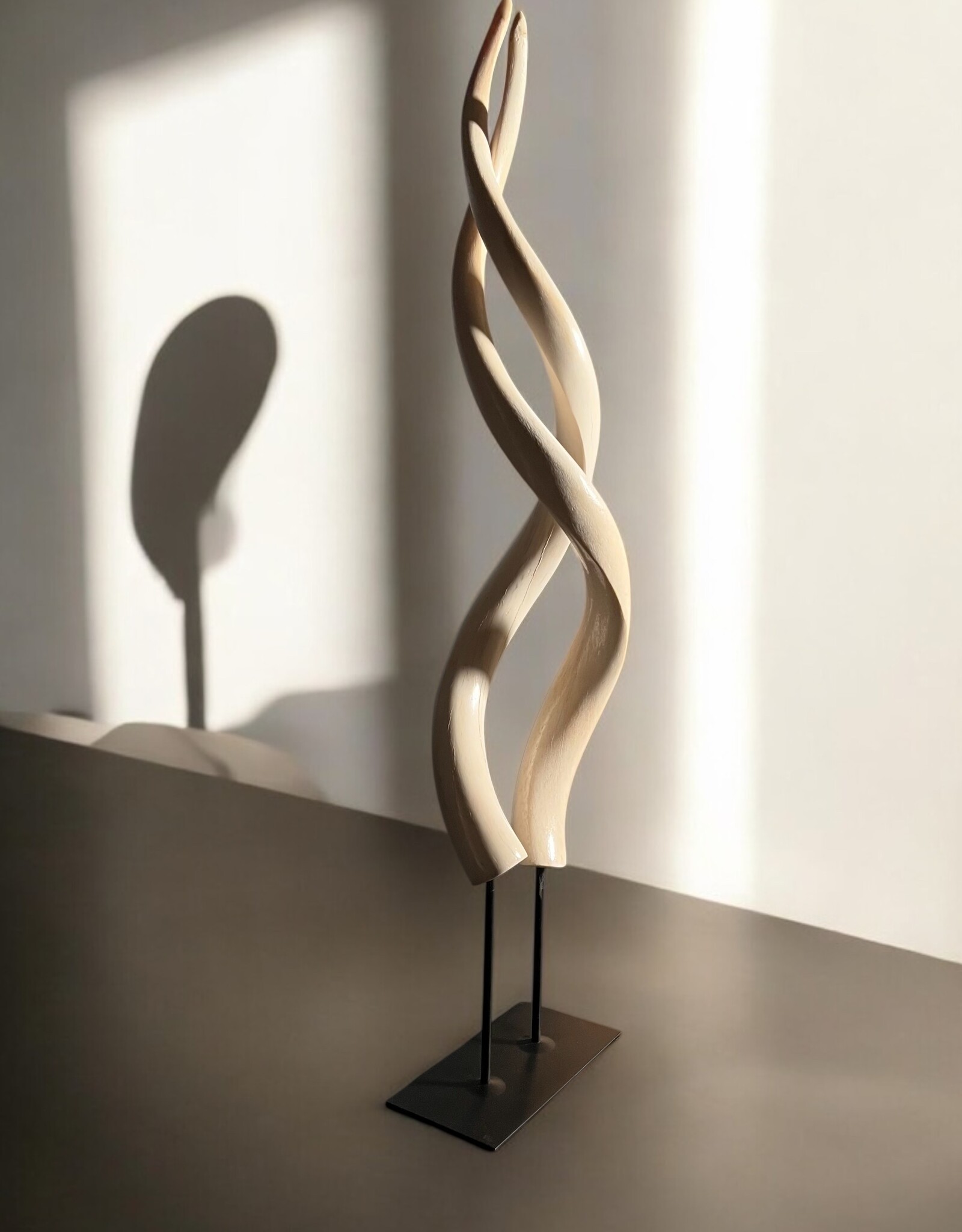 Kudu horn sculpture white, like ivory - Copy