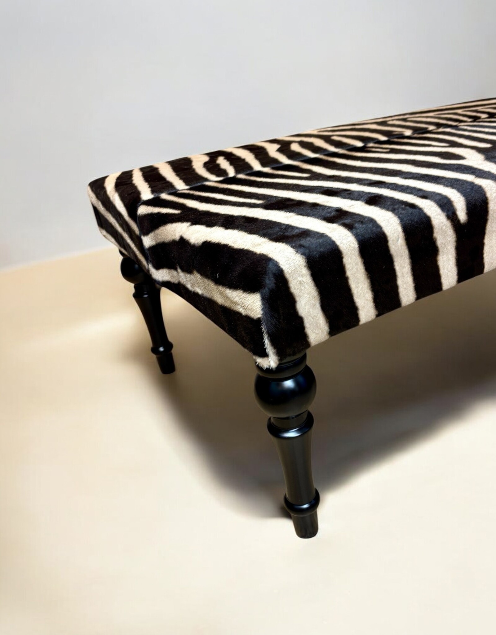 Zebra skin stool BIG CLASSIC, delivery time 4-8 weeks.