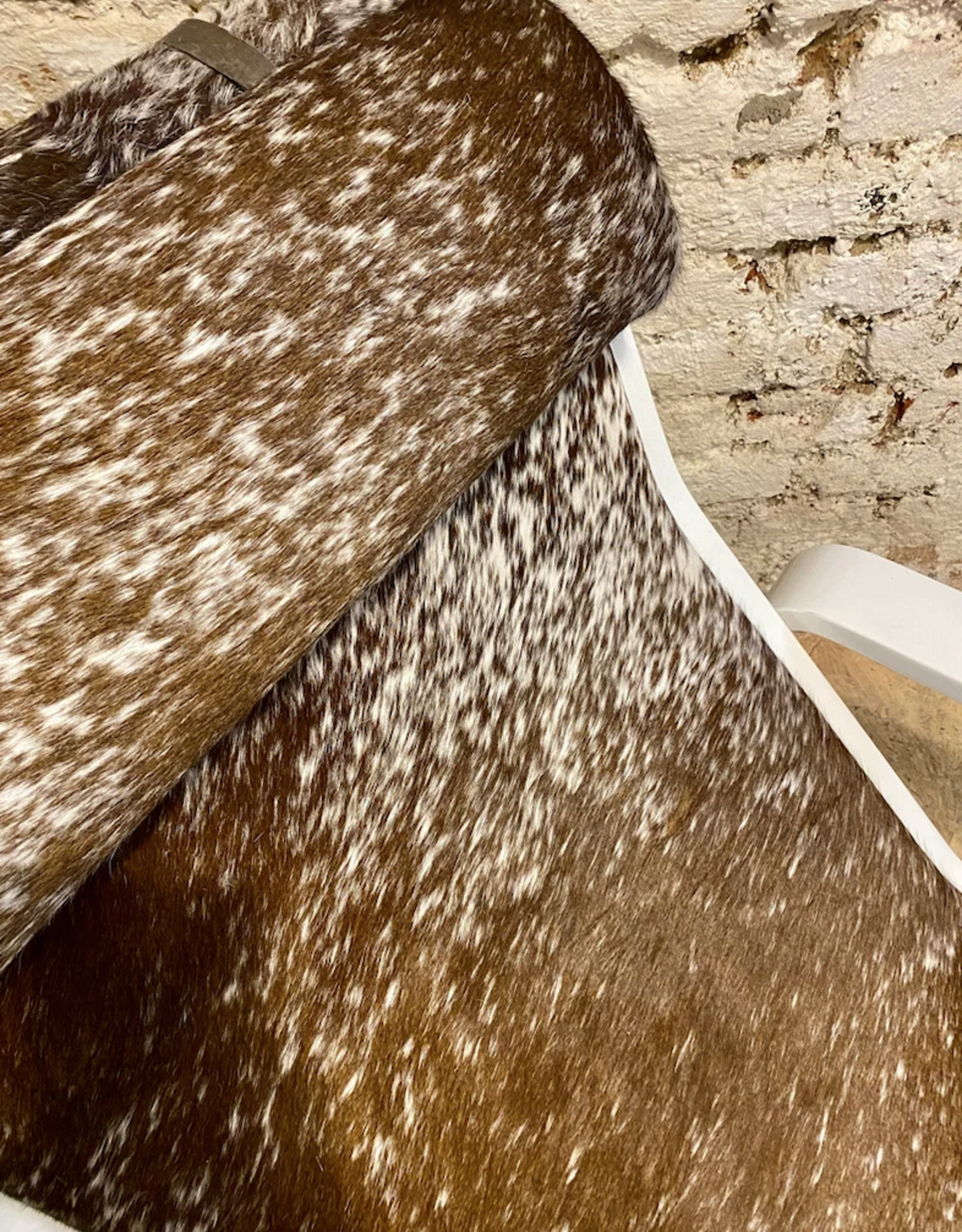 Designer Sessel mit Hocker bespannt mit echten NgunifellFinnischer Mid-Center Pulkka Sessel mit Fußhocker von Ilmari Lappalainen für Asko, 1960er, 2er Set