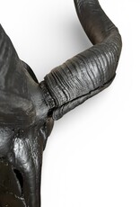 Large Black Kudu Horn Wall Decor – Majestic 95 cm Kudu Horns, Modern African Wall Art, Matte Black Horn Sculpture, Rustic Burnt Wood Mount