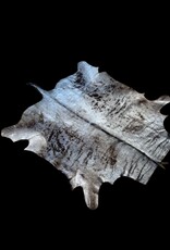 Nice medium size gnu fur with a light grey color MG068