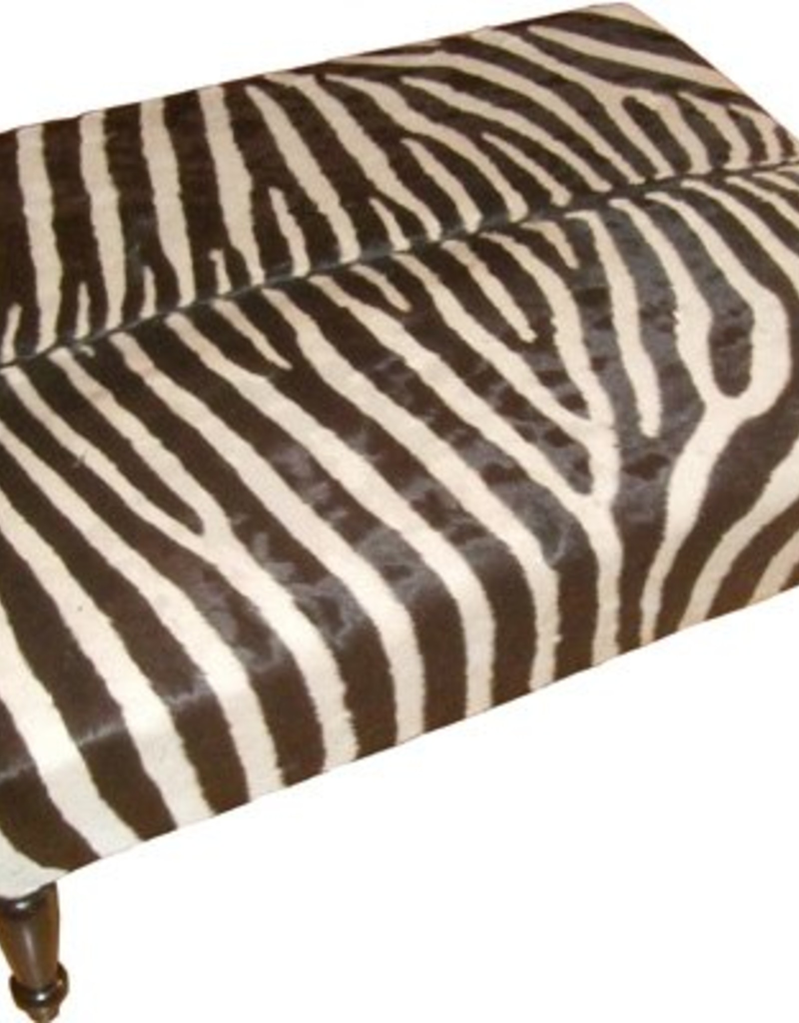 Zebrafellhocker BIG CLASSIC, Wir fertigen diesen Hocker für Sie an.