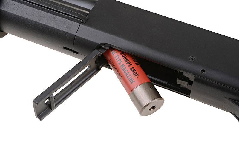 Cyma CM.352 - Fucile a pompa a molla a 3 raffiche - BK