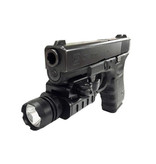 UTG Lampe de poche LED de combat 400 lumens - BK