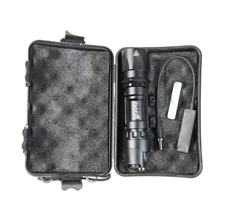 Richfire Taclight 1000 lumenów ze stroboskopem - BK