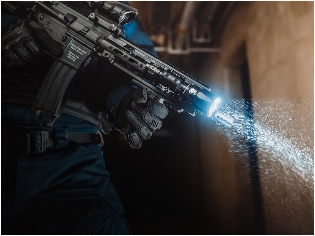 Fenix TK22UE LED flashlight incl. Battery - BK