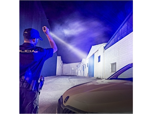 Fenix Linterna LED TK35UE V2.0 - BK