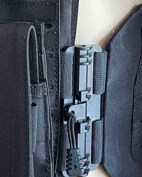 CEST Gilet de protection contre les coups de couteau, porte-plaque d'armure, découpé au Laser Molle tactique K4