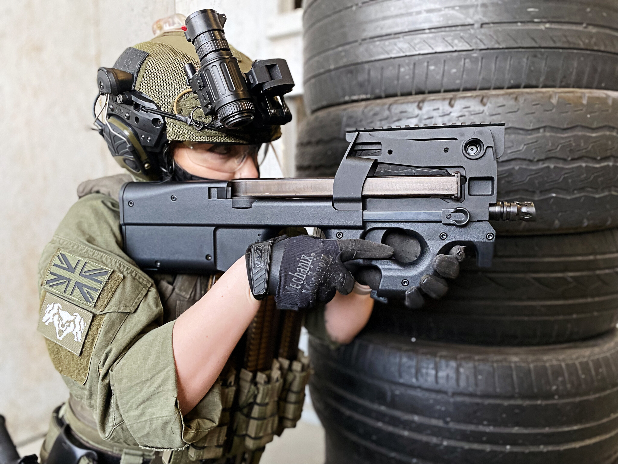 Cybergun  Krytac FN Herstal P90 AEG - 1.49 Joules