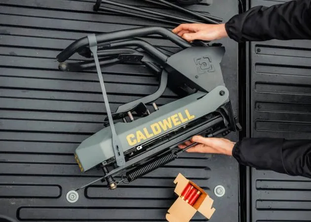 Caldwell Claymore clay pigeon launcher