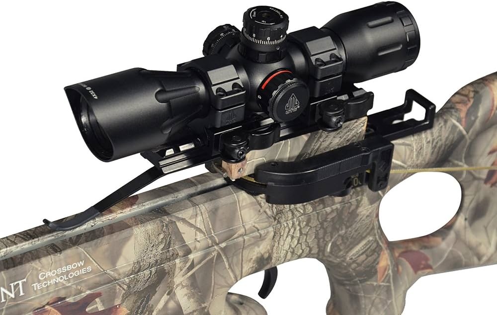 UTG Leapers 4x32 True Hunter Cannocchiale per balestra Pro 5-Step RGB