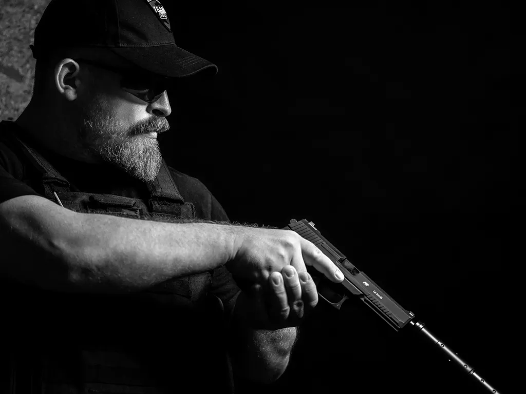 ASG Operações Especiais MK23 com gás silenciador NBB 1,5 Joule - BK