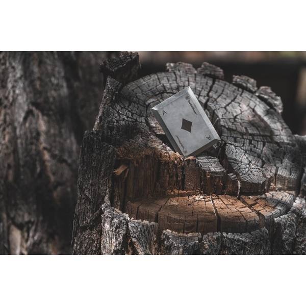 Smith & Wesson Carte da lancio BULLSEYE – Set di 4 carte da lancio in acciaio inossidabile