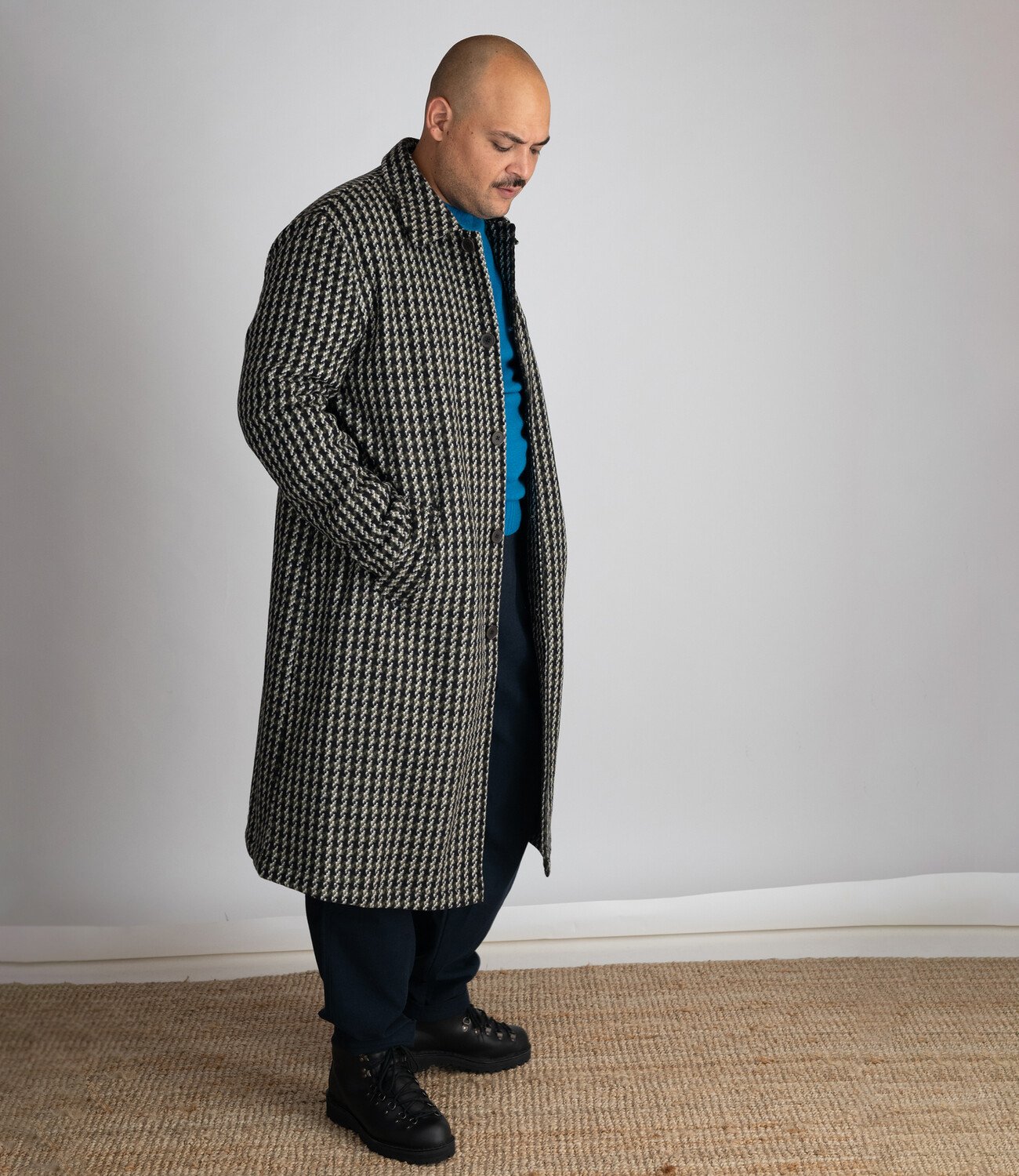 Universal Works Long swing overcoat cortina tweed - Olive