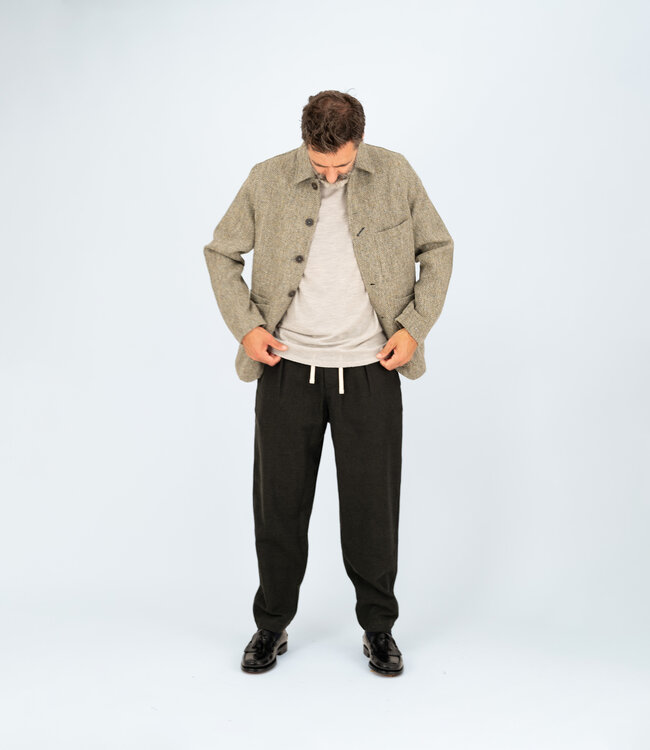 Universal Works Pleated track pant - Upc. it tweed olive