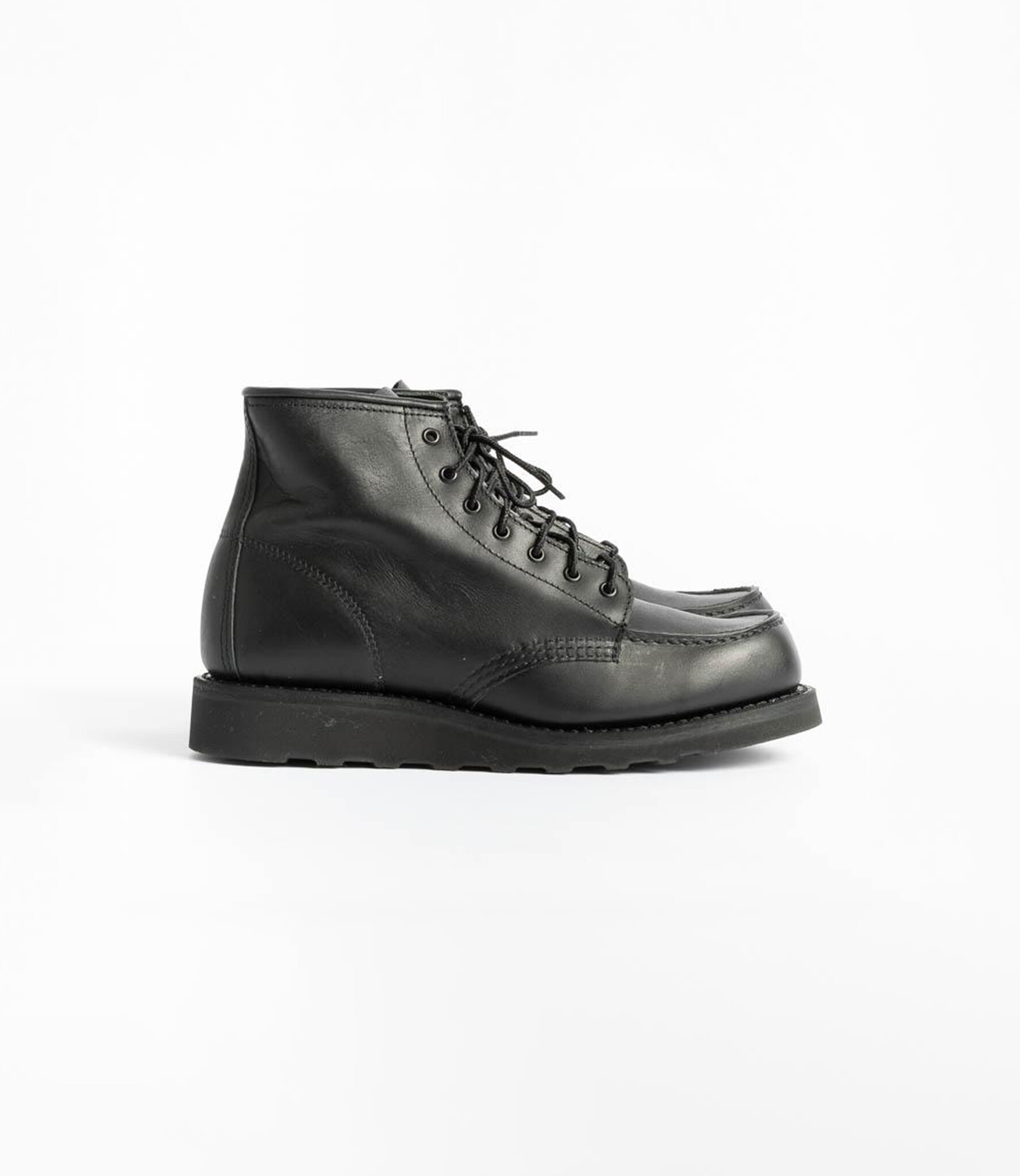 8074 Moc Toe - Black Harness - Neighbourhood 8074 Moc Toe - Black Harness - Neighbourhood