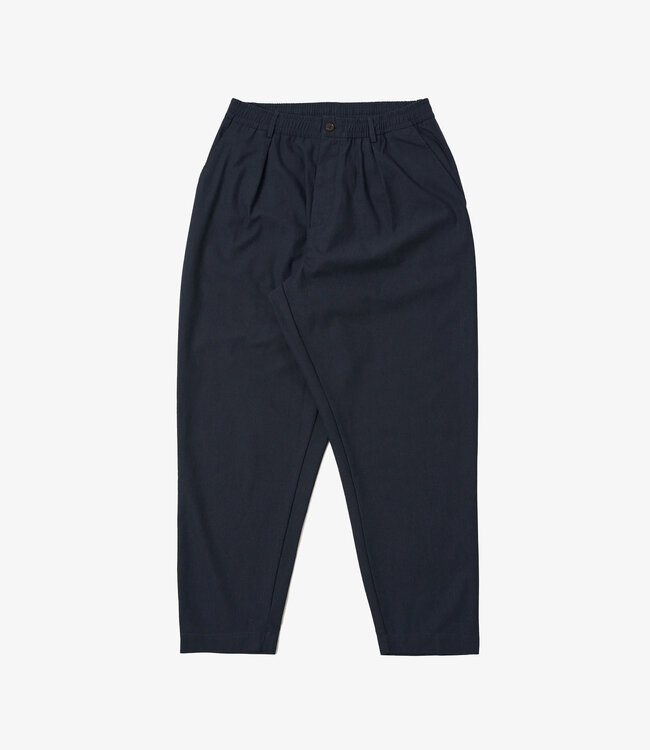 Universal Works Pleated track pant valencia cotton - Navy