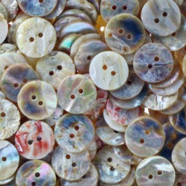 Mother of Pearl Buttons White x5