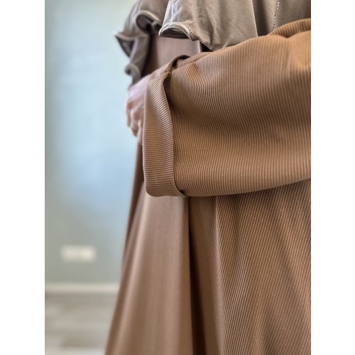 oversized abaya dozza camel oversized abaya dozza camel