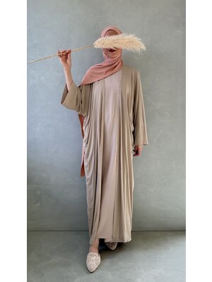 le boutique stretchy kimono endine beige le boutique stretchy kimono endine beige