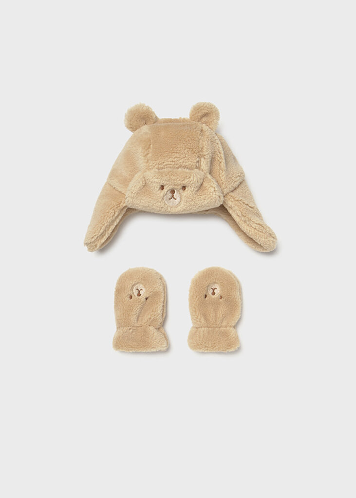 Mayoral 10023 Hat & gloves set 066 latte