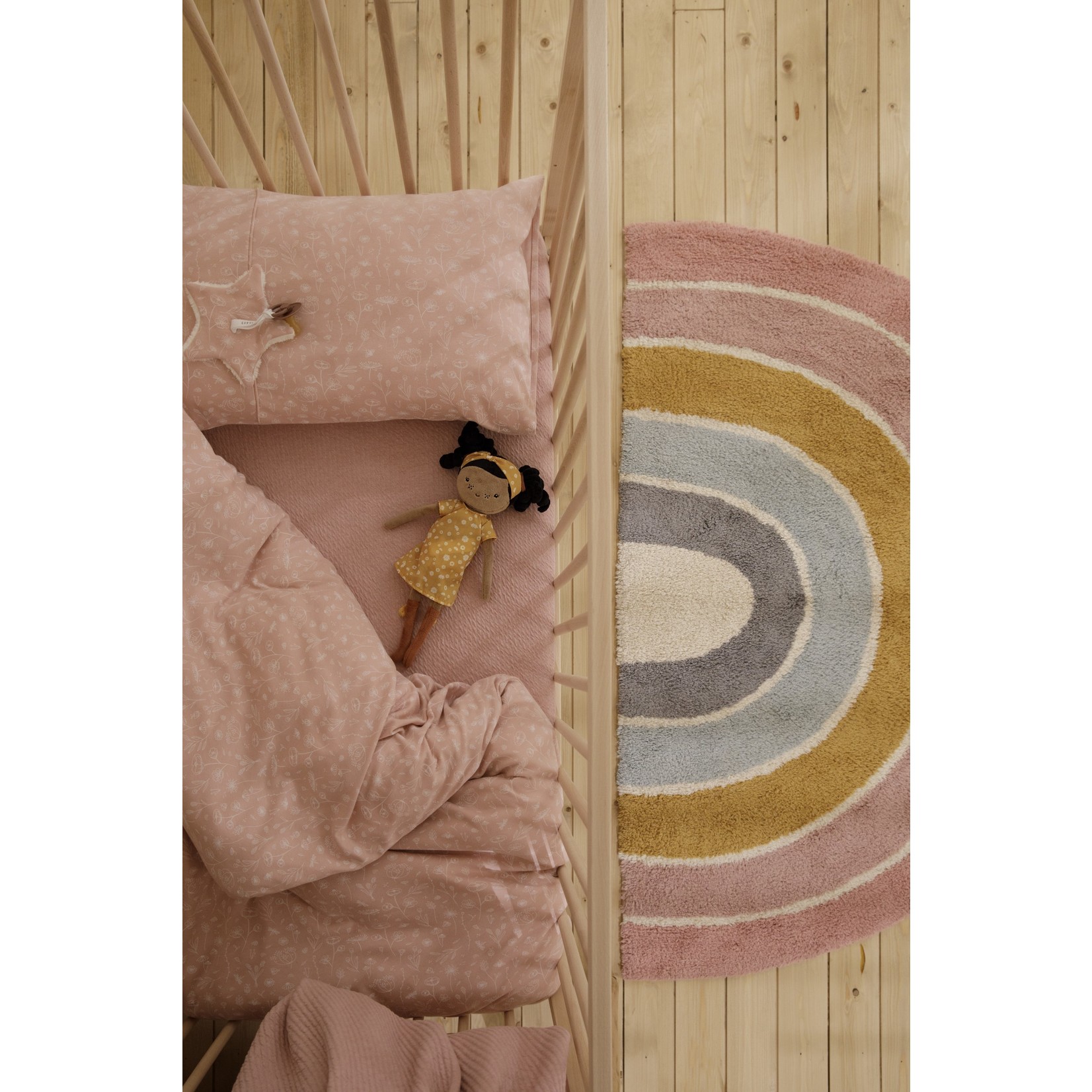 Vloerkleed regenboog kinderkamer meisje | Rainbow shape Pure Pink 80x130cm