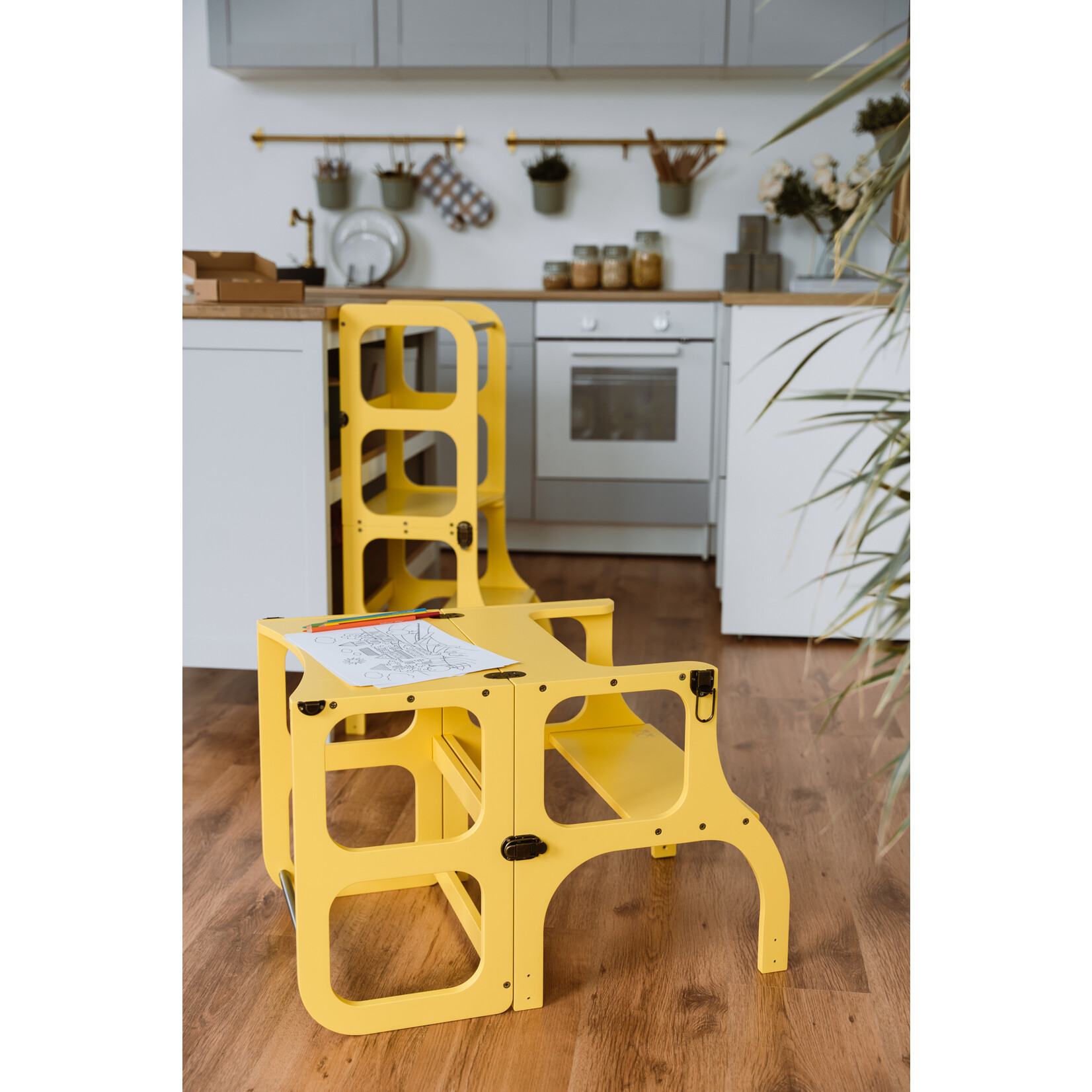 Ette Tete Leertoren Step'n Sit | Inklapbaar tot tafel en stoel | Limited Edition | Geel met met messing