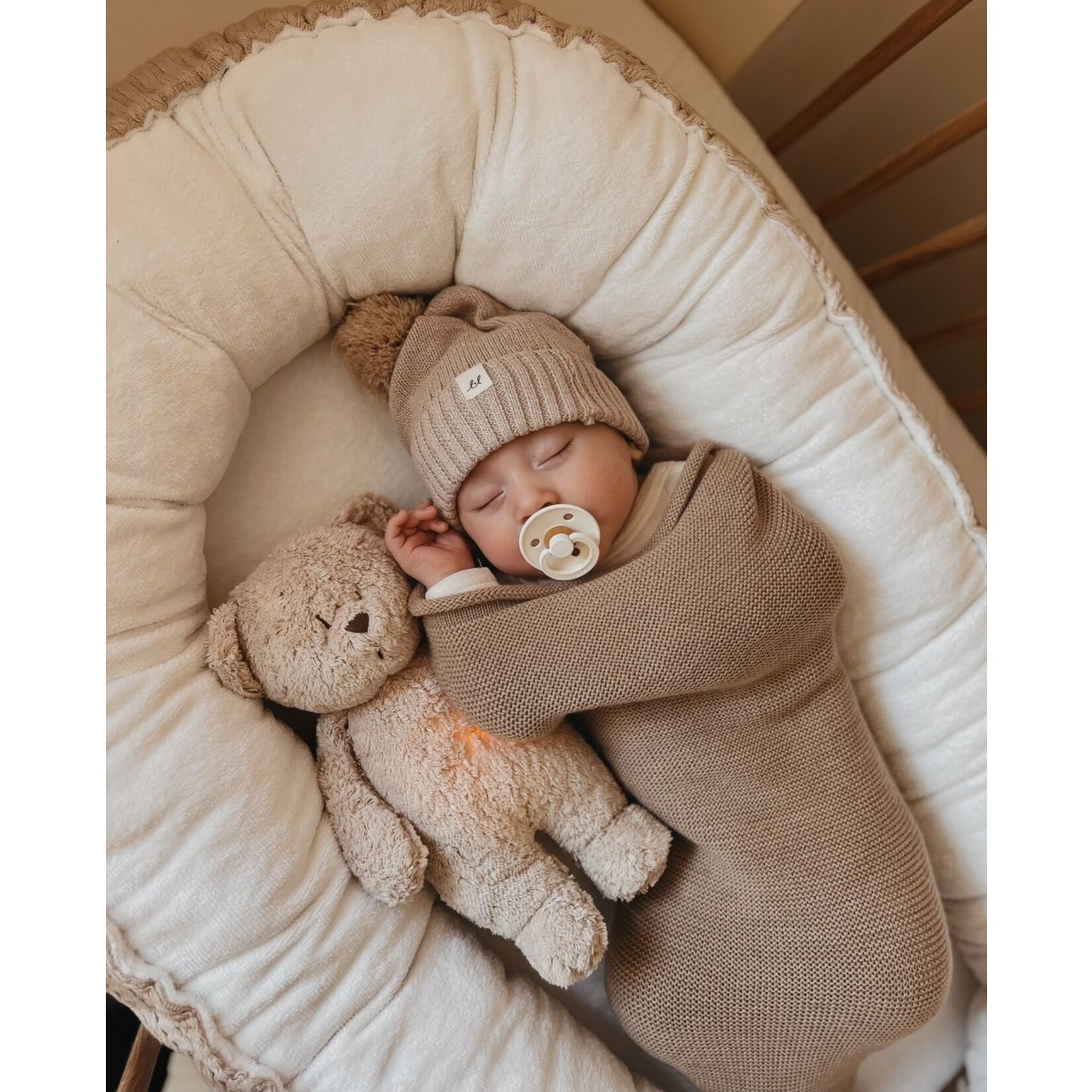 Moonie Moonie The Humming Bear Sand Natur 2.0 - organic - hartslag knuffel - beer