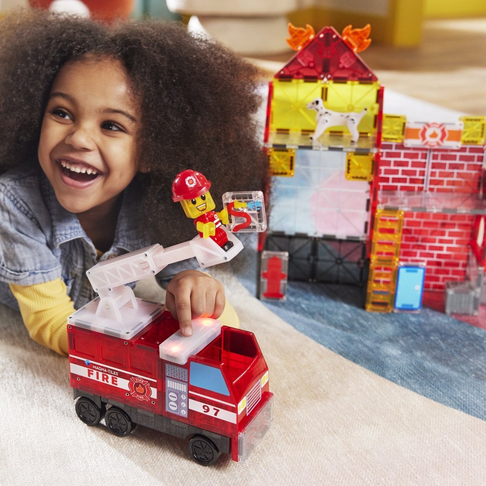 Magna-Tiles MAGNA-TILES Brandweer station 50-delige set met brandweer auto - magnetisch bouw speelgoed - magnetische tegels - open einde speelgoed