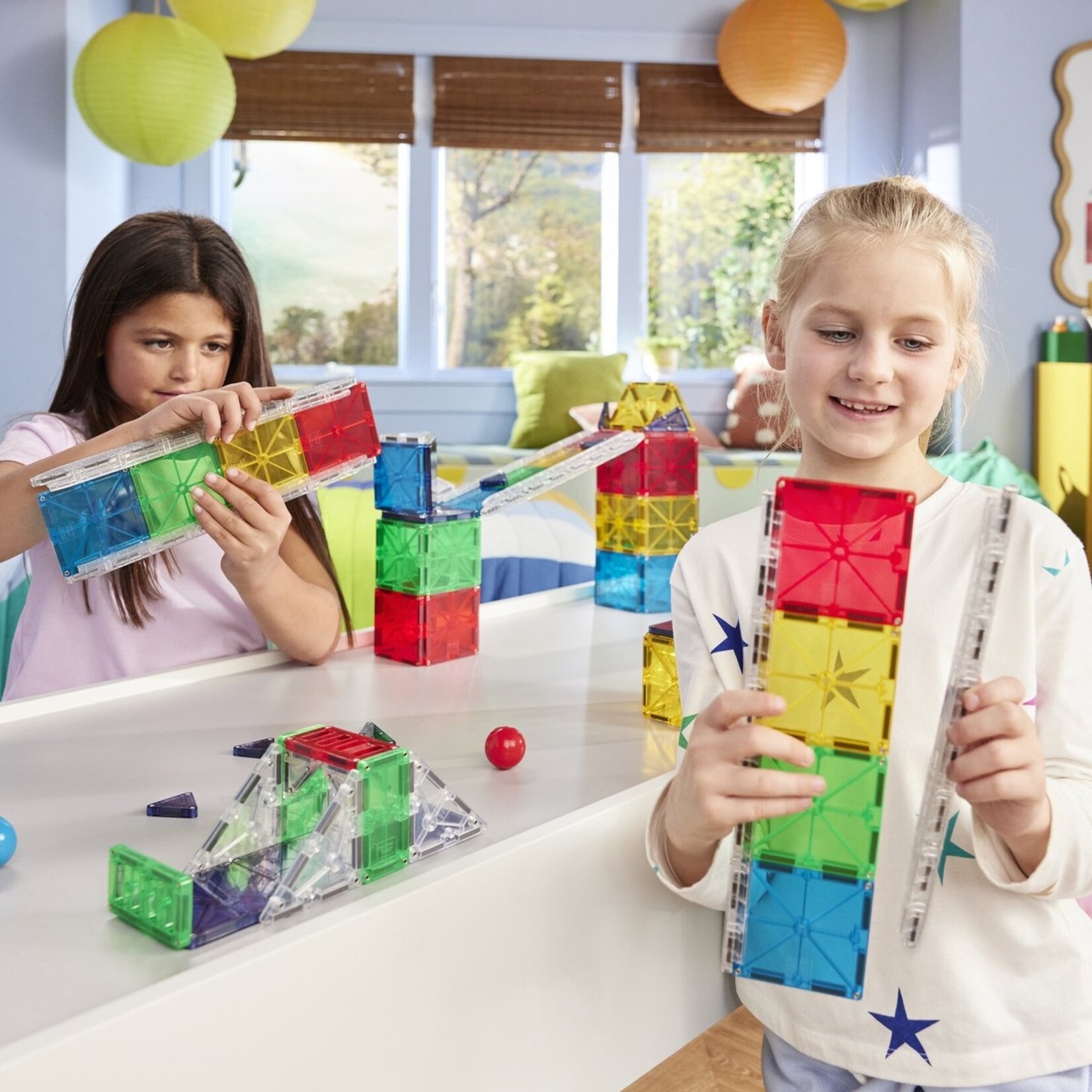 Magna-Tiles Knikkerbaan Deluxe 90-delige set - Rail Racer - magnetisch bouw speelgoed - magnetische tegels - open einde speelgoed - educatief constructie