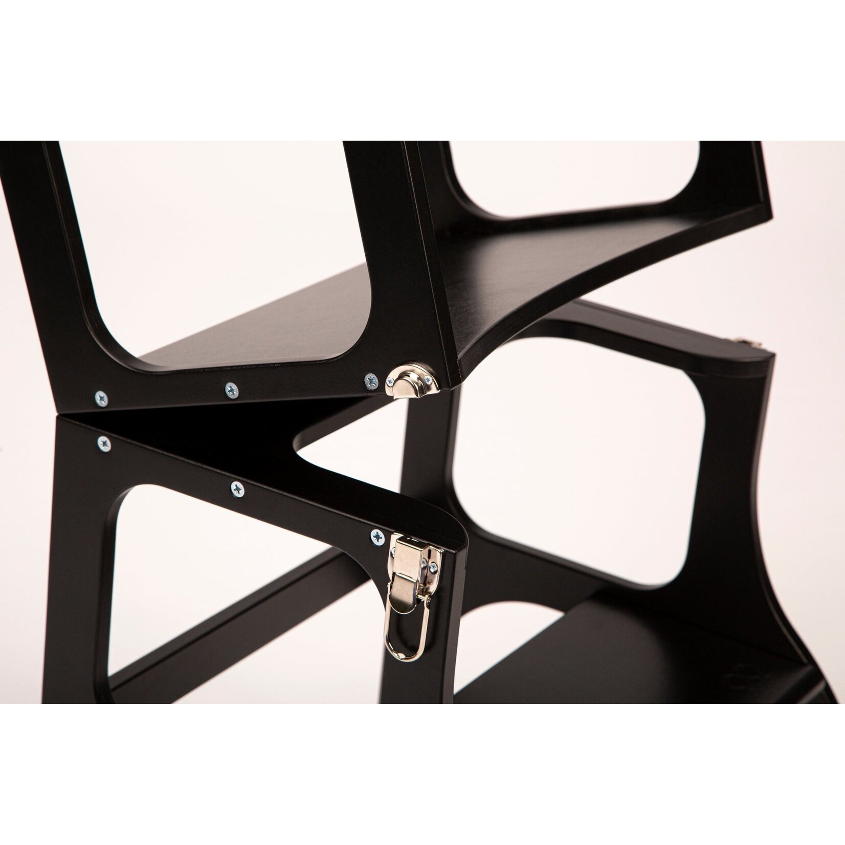 Ette Tete Leertoren Step'n Sit | Inklapbaar tot tafel en stoel | Zwart met zwarte clips en schroeven | RETOURDEAL