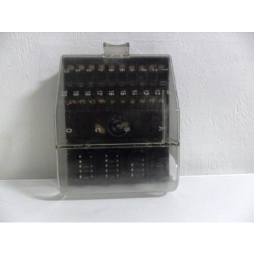 Fuse box 3289044-4 uses Volvo 340, 360 