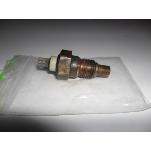 Temperatuur sensor waterpomp 3205685-5 B14 motor Volvo 340 