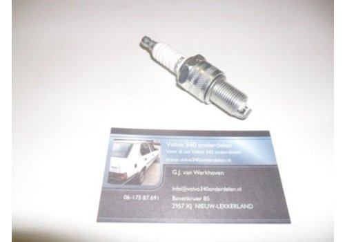 Spark plug NGK 270746 NEW Volvo 240, 260, 340, 360, 740, 760, 940, 960 