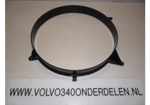 Rand / ring om koelven / radiateur Volvo 343 / 340 