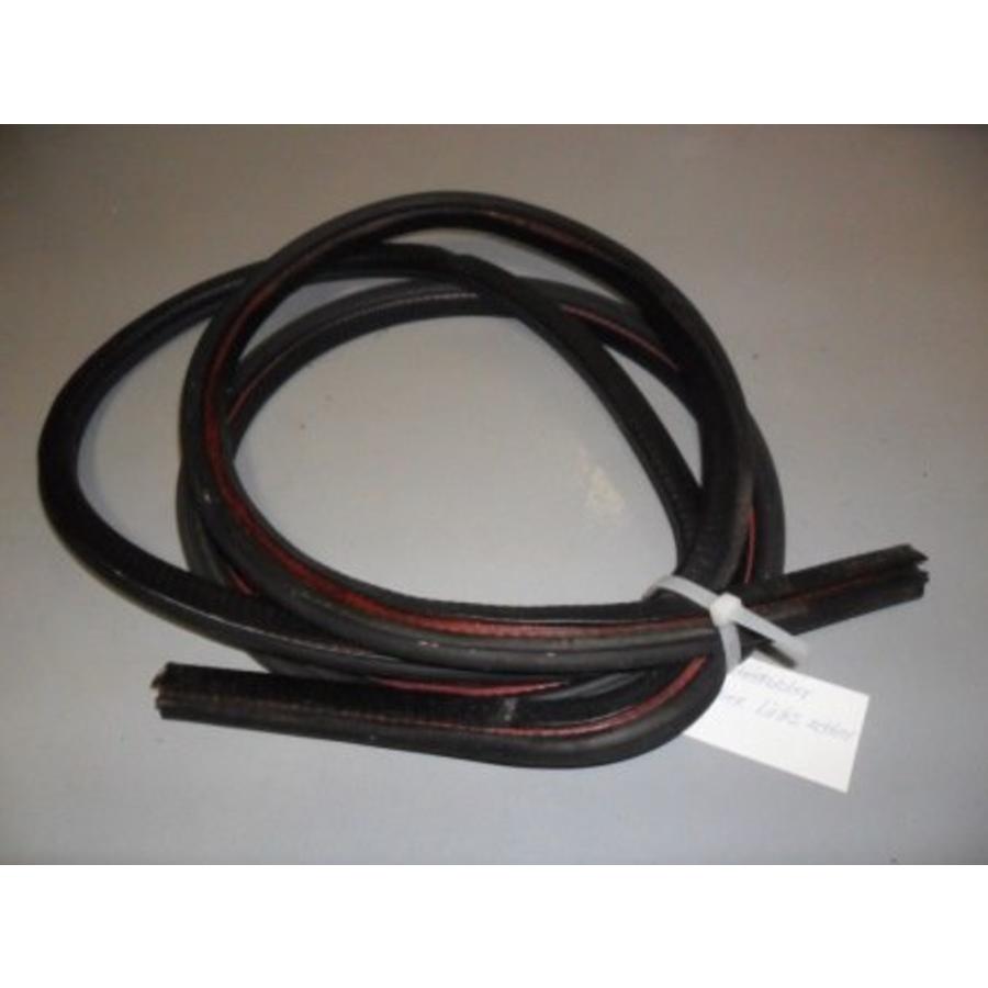 Portier / deur rubber NEW achterportier L / R Volvo 340